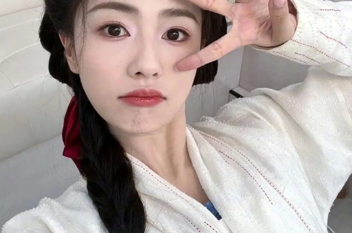 两位顶流疑交往国民明星夫妻口碑这个6月娱乐圈太热闹